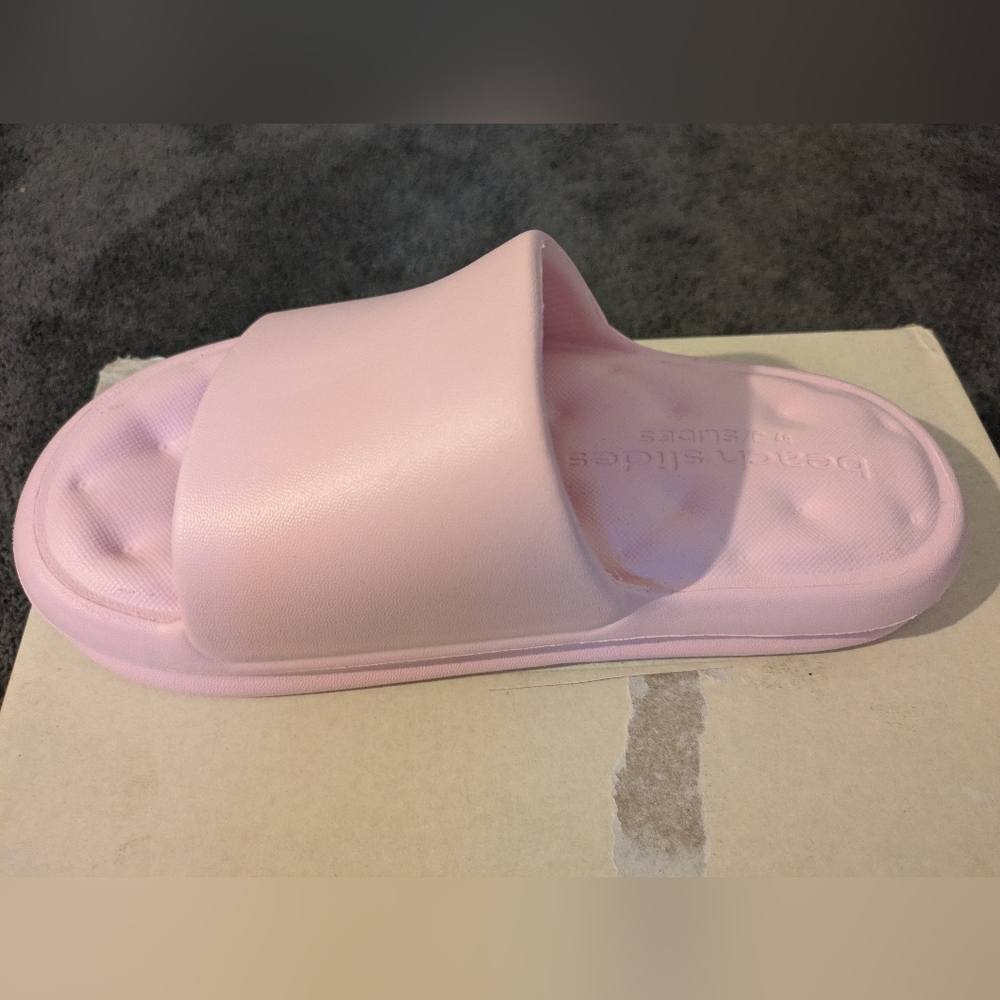 NIB Light Pink Beach Slides Sandals